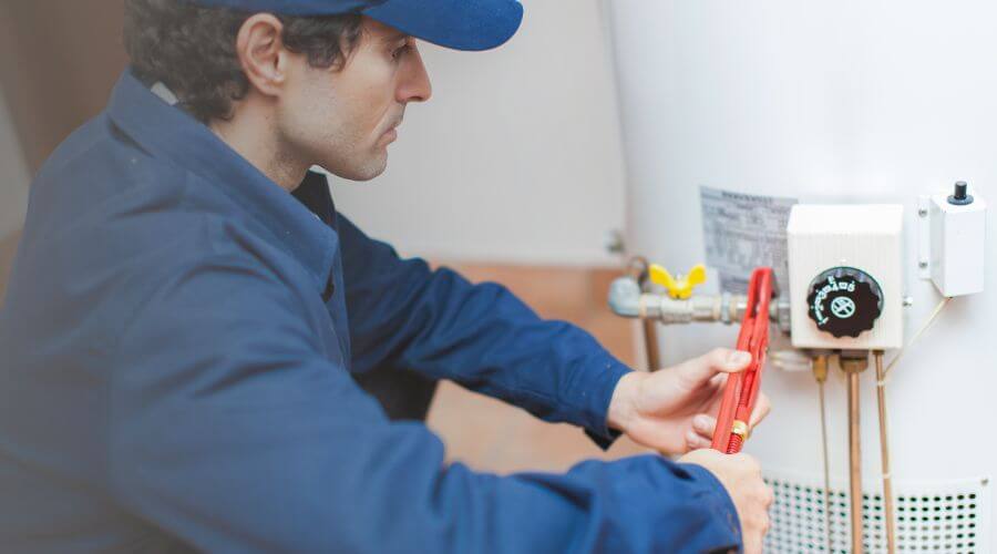 Professional water heater repair in Berclair, TX